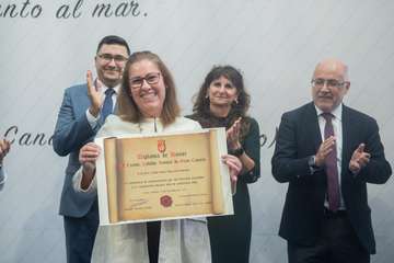 El Cabildo homenajea a varios teldenses en su brindis navideño (Foto TA)